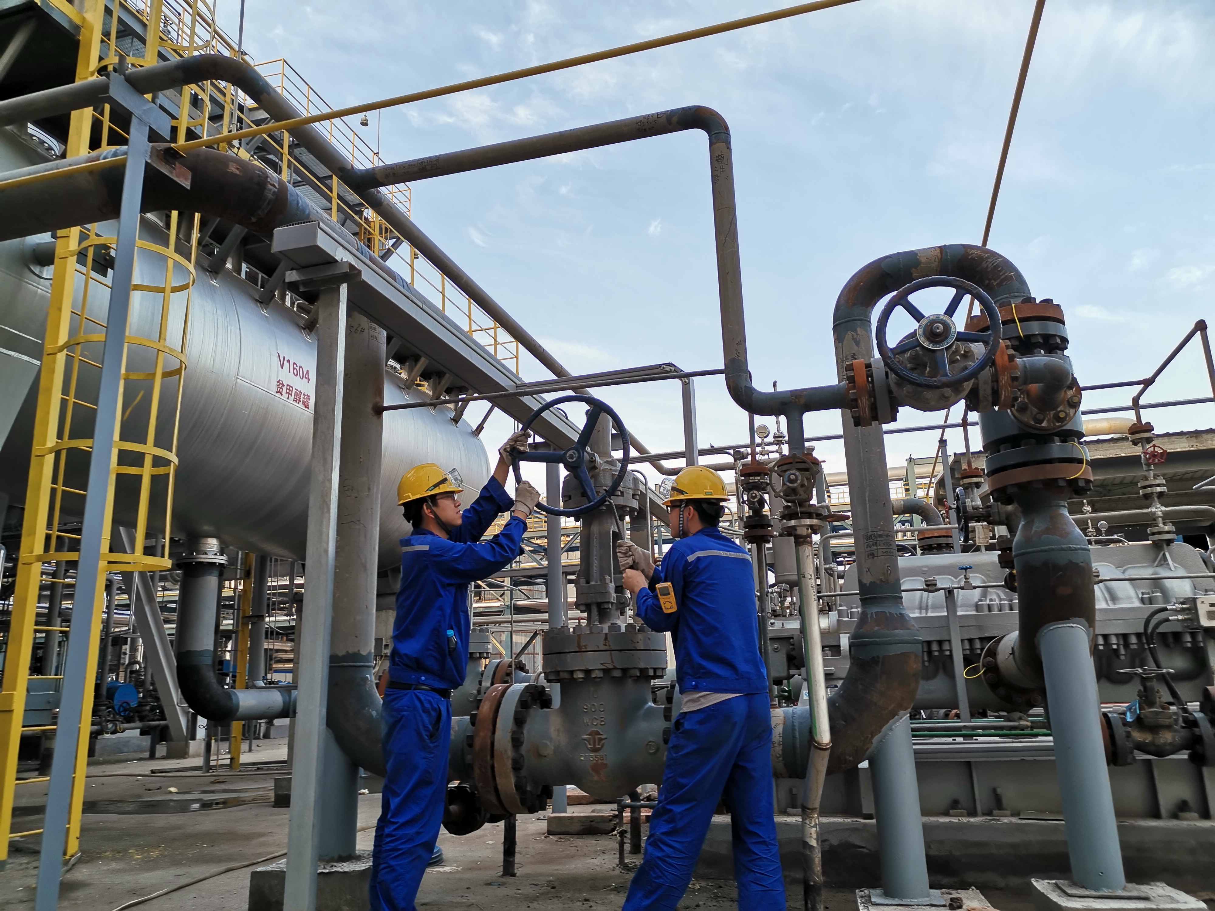 5f929a84e1455.jpg 64147e5f1f1d921d2337c5a6eeb52ad.jpg